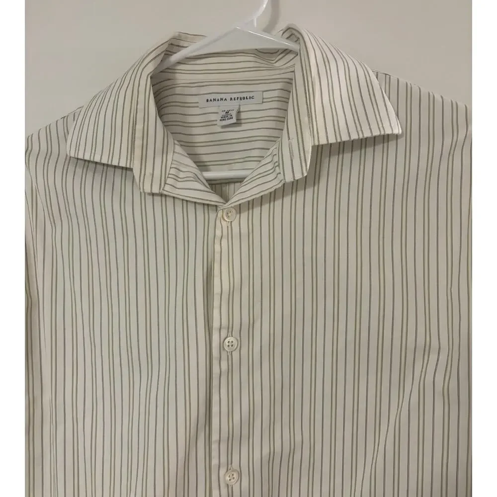 Banana Republic Men’s Button Up Shirt Medium Beige Stripe Long Sleeve Casual